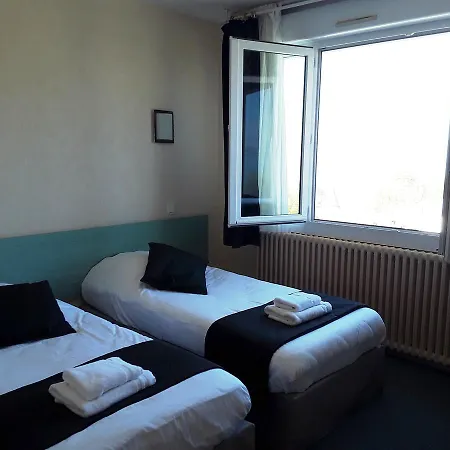 ホテル オテル エビアン エクスプレス テルミナス エヴィアン・レ・バン